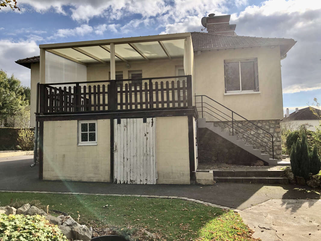 Maison à CORMEILLES