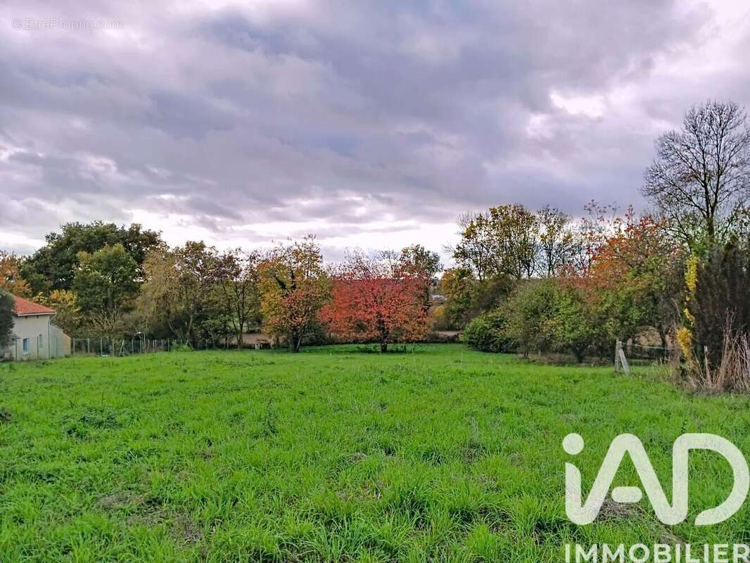 Photo 3 - Maison à SAINT-CLEMENTIN