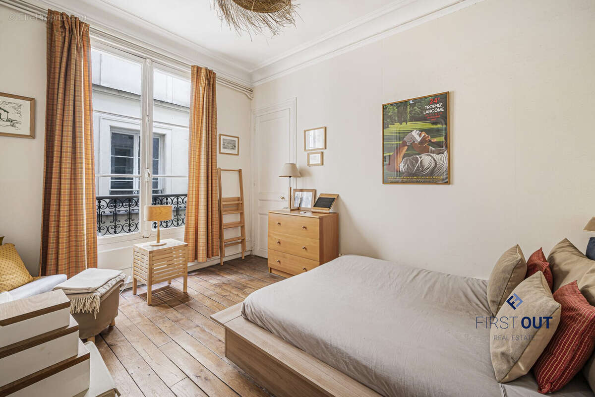 Appartement à PARIS-5E