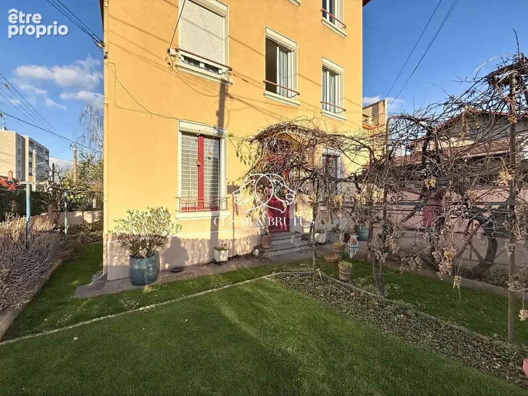 Appartement 3 pièces 55 m² à vendre à Lyon-8e (69008) - photo 2