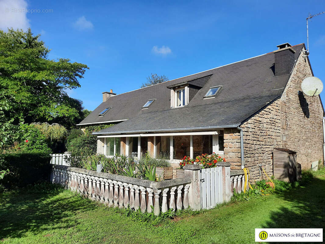 Maison à QUERRIEN