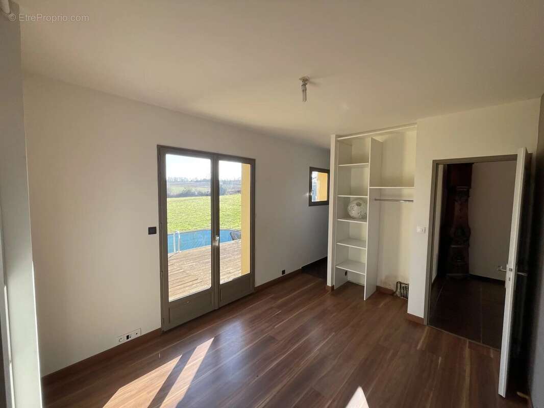 Maison à MAUMUSSON-LAGUIAN