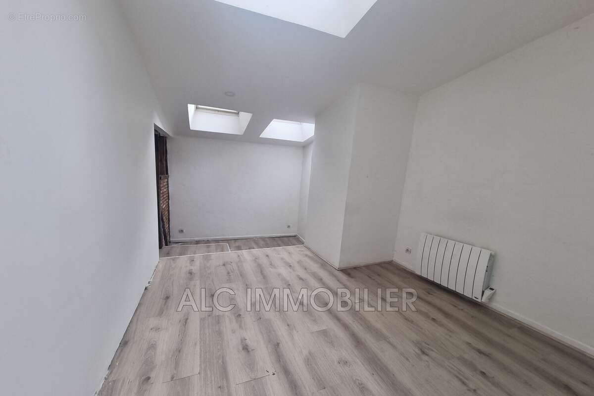 Appartement 74 m² à Alencon  - photo 4