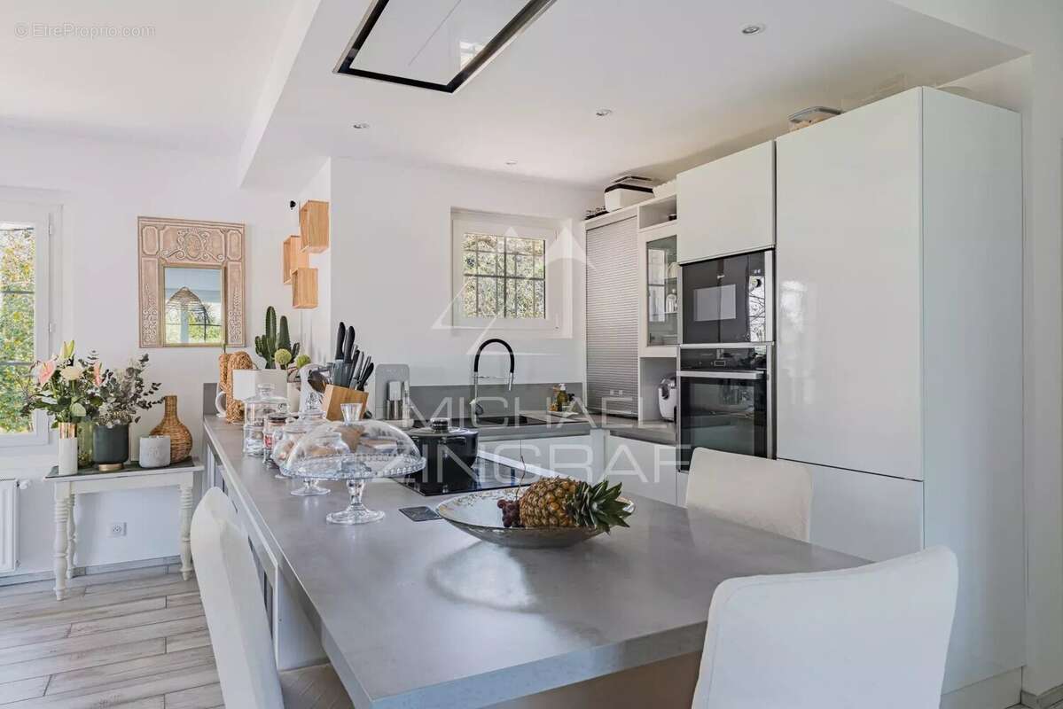 Maison à LE BOUSCAT