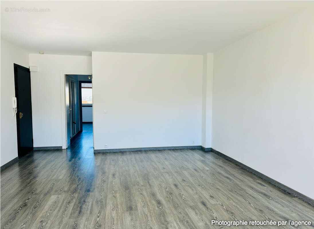 Appartement à MARSEILLE-9E