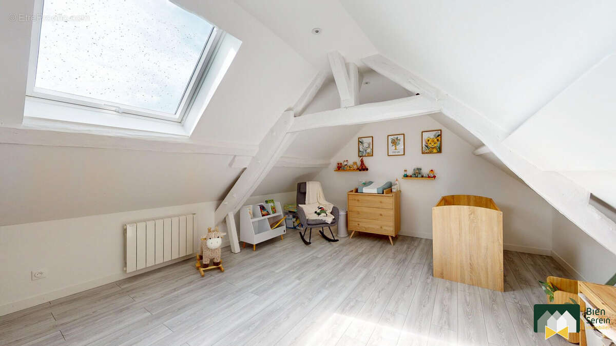 Maison à BERCHERES-SAINT-GERMAIN