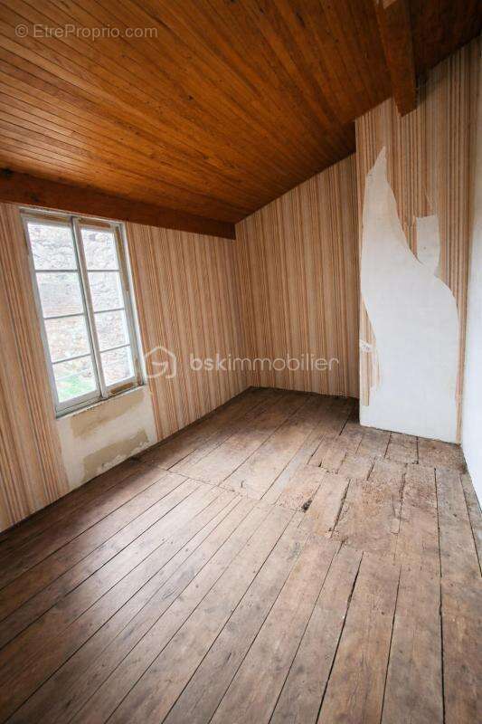 Maison à LA BASTIDE-DE-SEROU