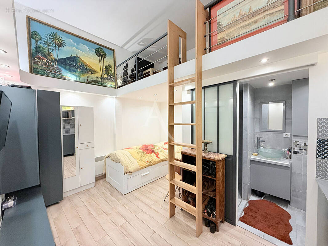 Appartement à NOGENT-SUR-MARNE