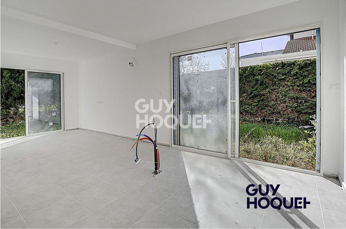 Maison à VENISSIEUX
