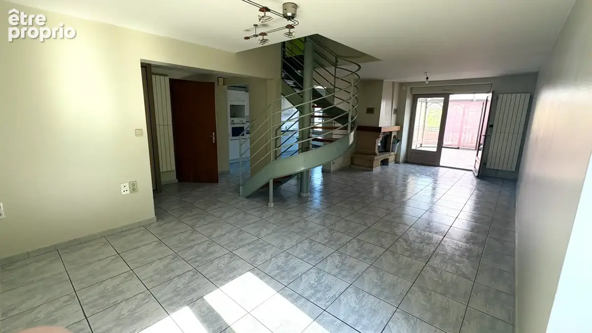 Appartement 10 pièces 246 m² à vendre à Rans (39700) - photo 4