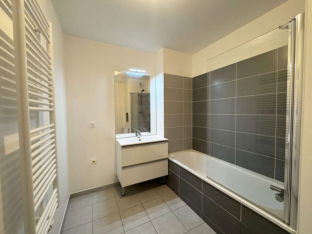 Appartement à NEUILLY-PLAISANCE