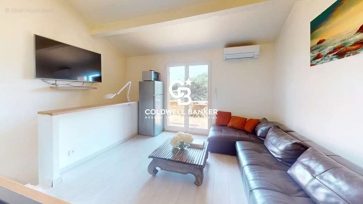 Appartement à GASSIN
