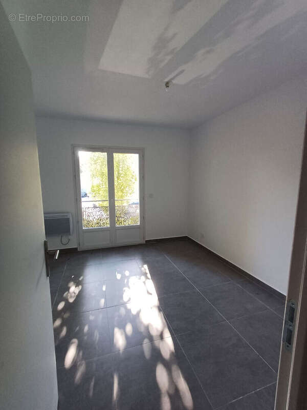 Appartement à PEYPIN