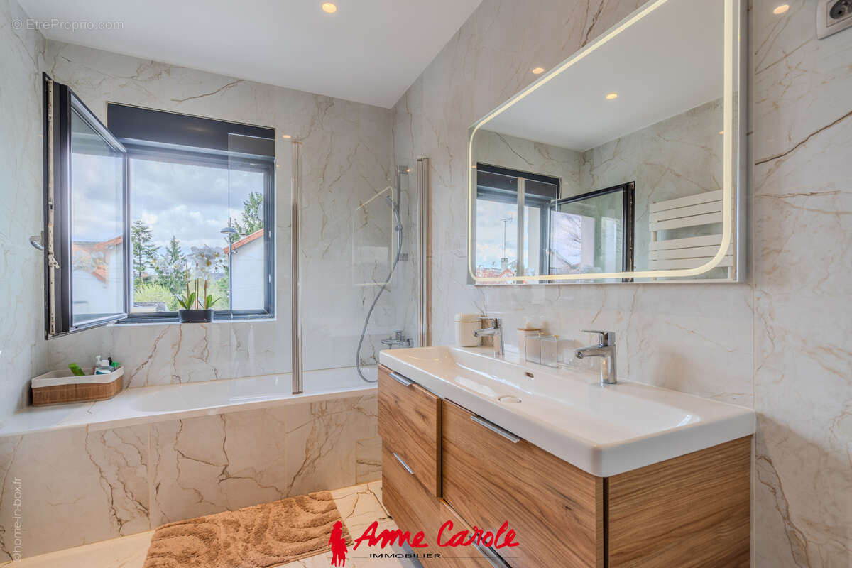 Maison à JOINVILLE-LE-PONT