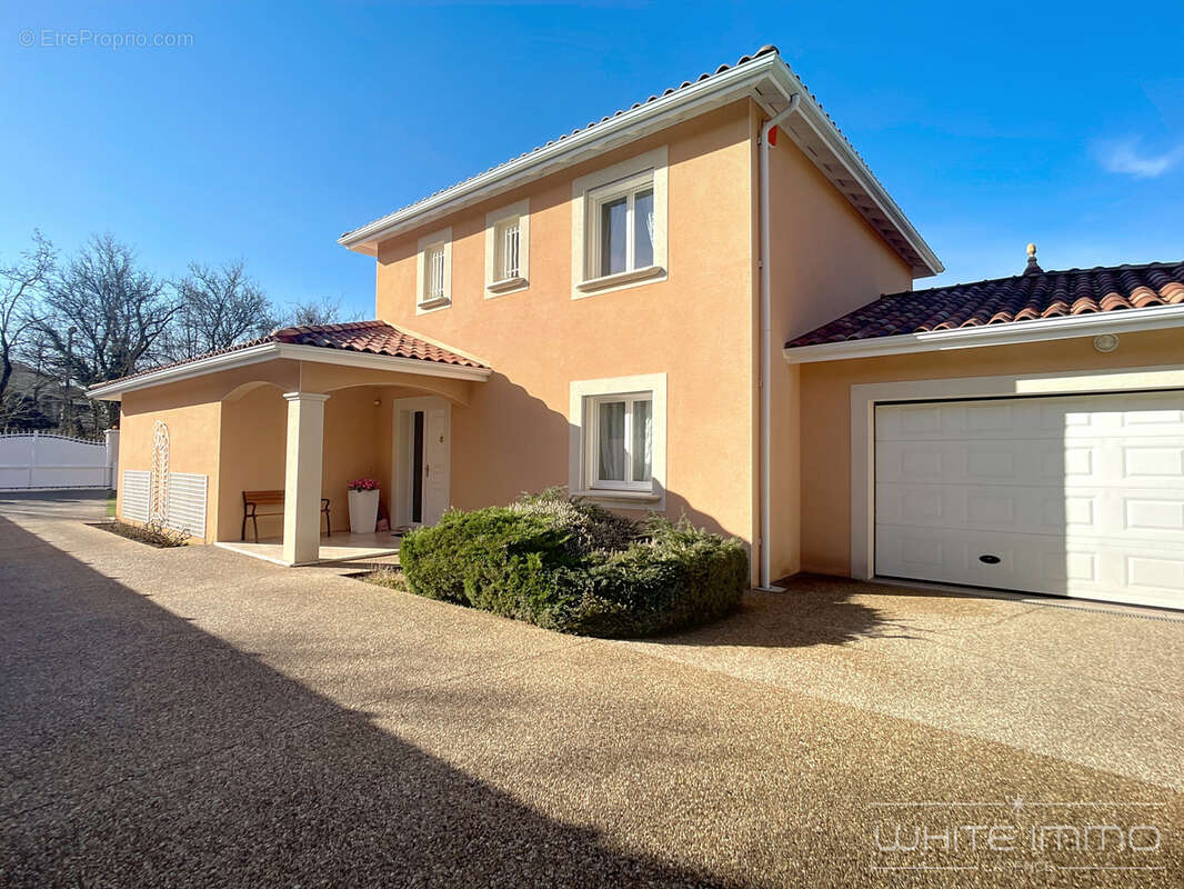 Maison à FRANCHEVILLE
