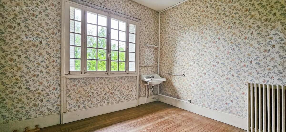 Maison à VAILLY-SUR-AISNE