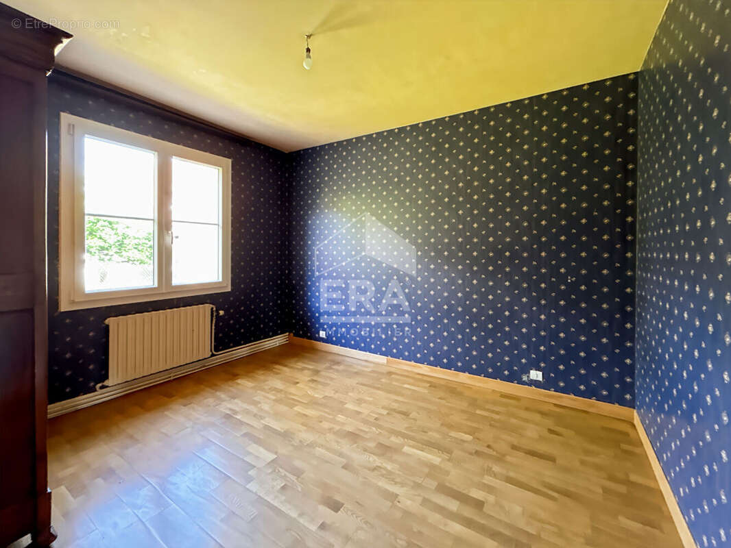 Maison à ETAMPES