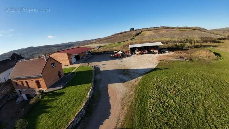 Maison à SAINT-MAURICE-LES-COUCHES