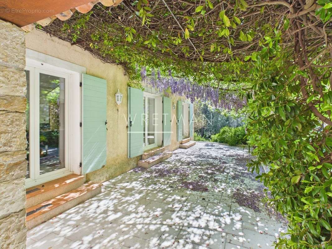 Maison à FAYENCE