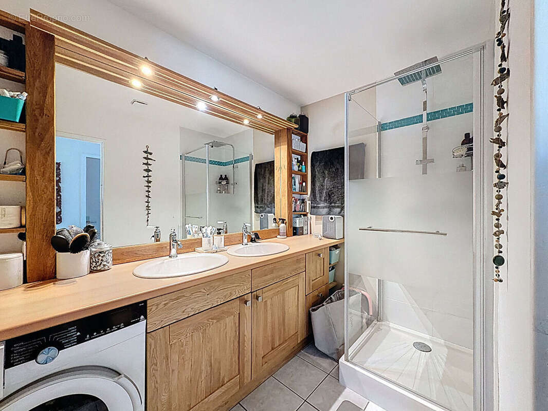 Appartement à MEYTHET