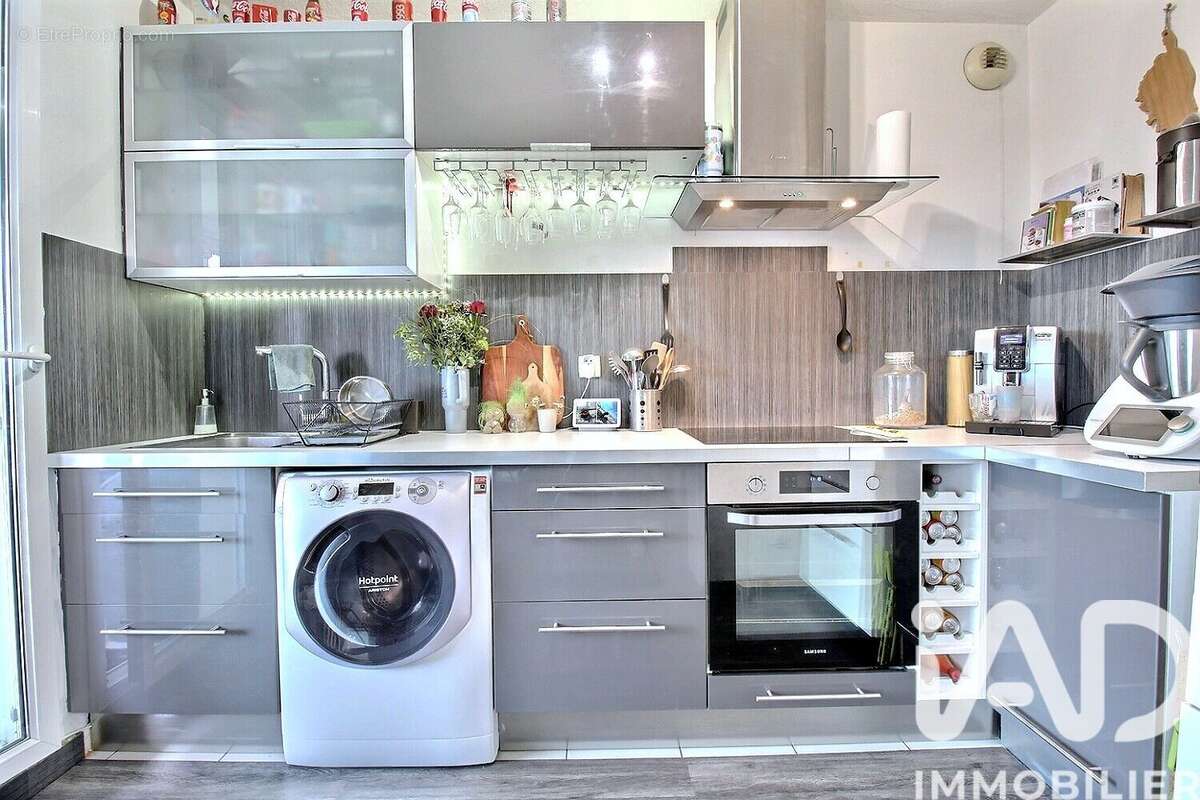 Photo 2 - Appartement à MARSEILLE-13E