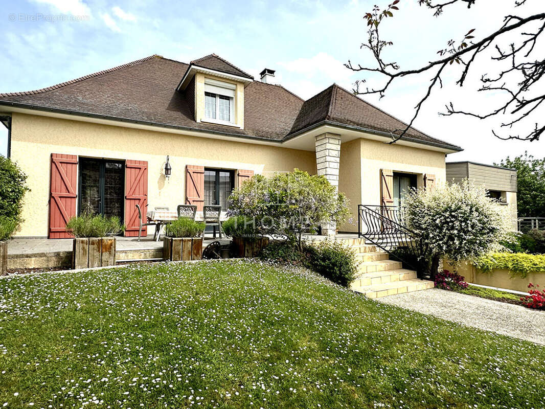 Maison à ROUILLON