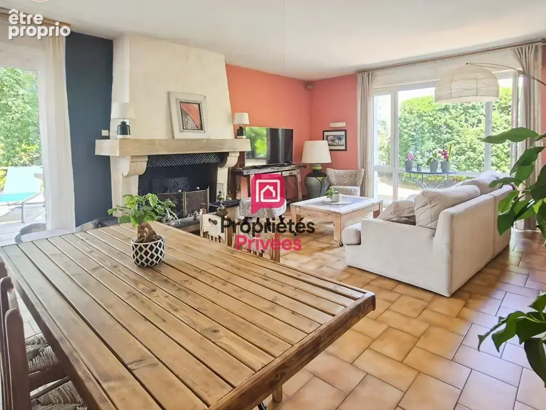 LE TEICH - 183 m² + 1 825 m² de terrain  Maison familiale à potentiel - photo 7