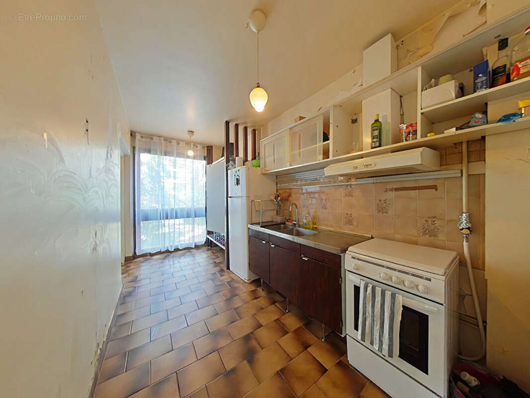 Appartement à FONTENAY-LE-FLEURY