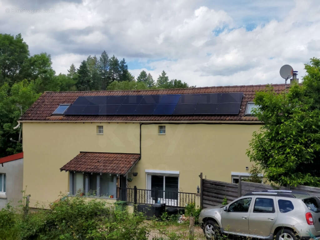 Maison à TOUCY