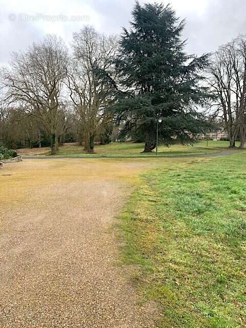 Appartement à BALLAN-MIRE