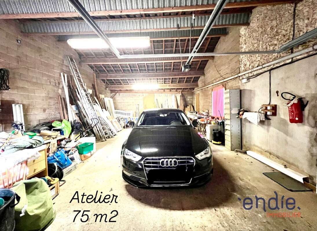 Maison à FONTAINE-LE-COMTE