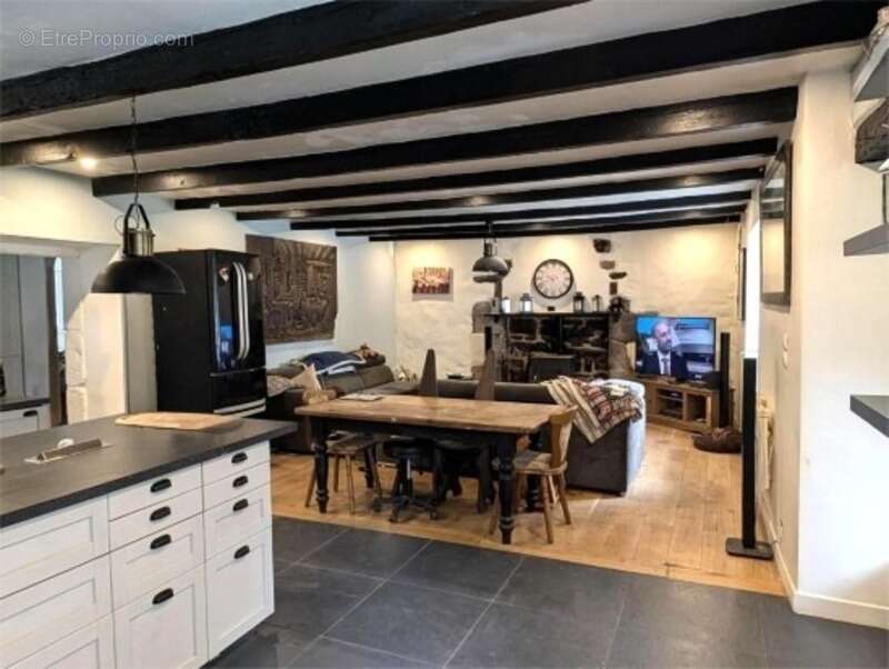 Maison 2 chambres au calme à Locarn(22) avec garage, grand jardin et dépendances dont un gîte rénové pour revenus supplémentaire - photo 4