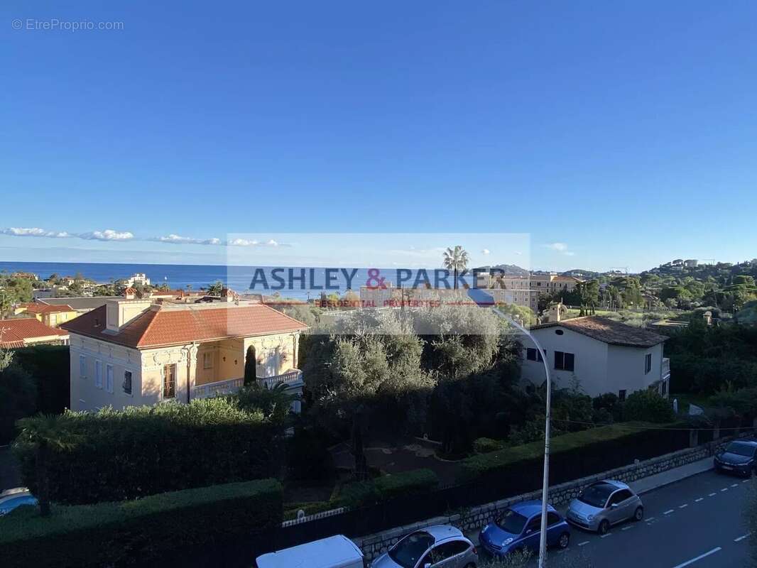 Appartement à BEAULIEU-SUR-MER