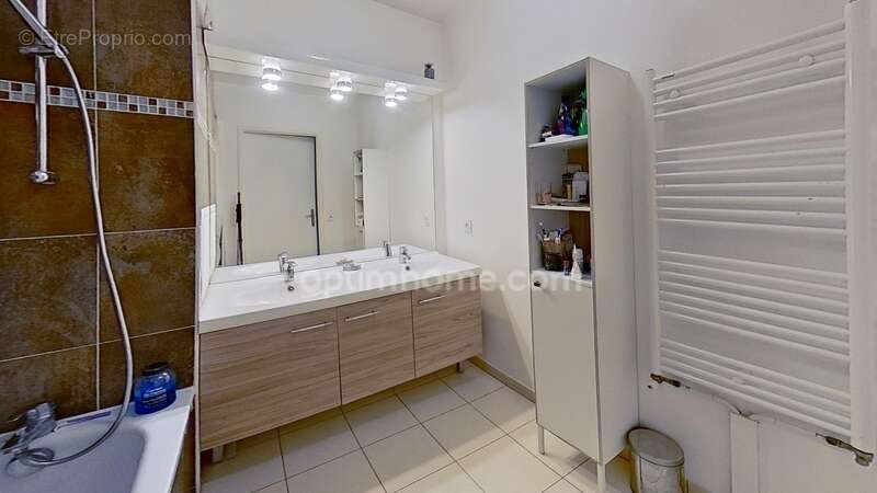 Appartement à MAISONS-ALFORT