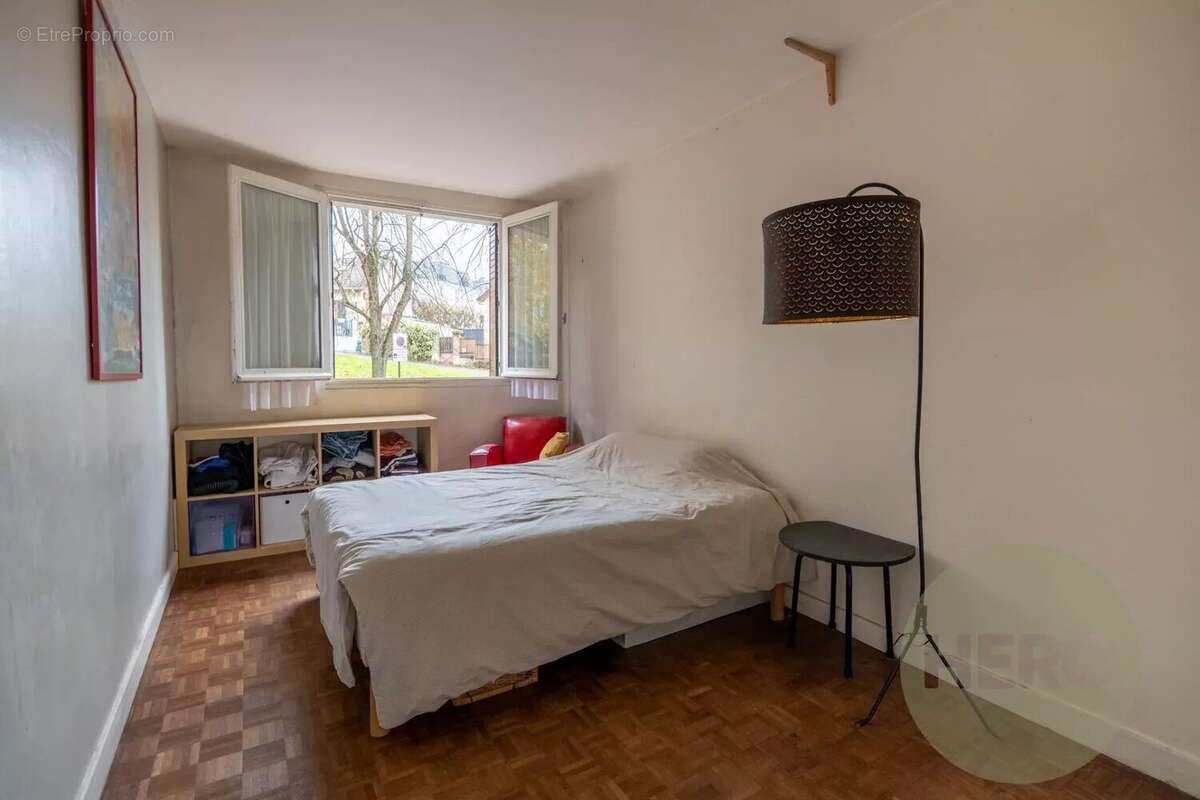 Appartement à SAINT-CYR-L&#039;ECOLE