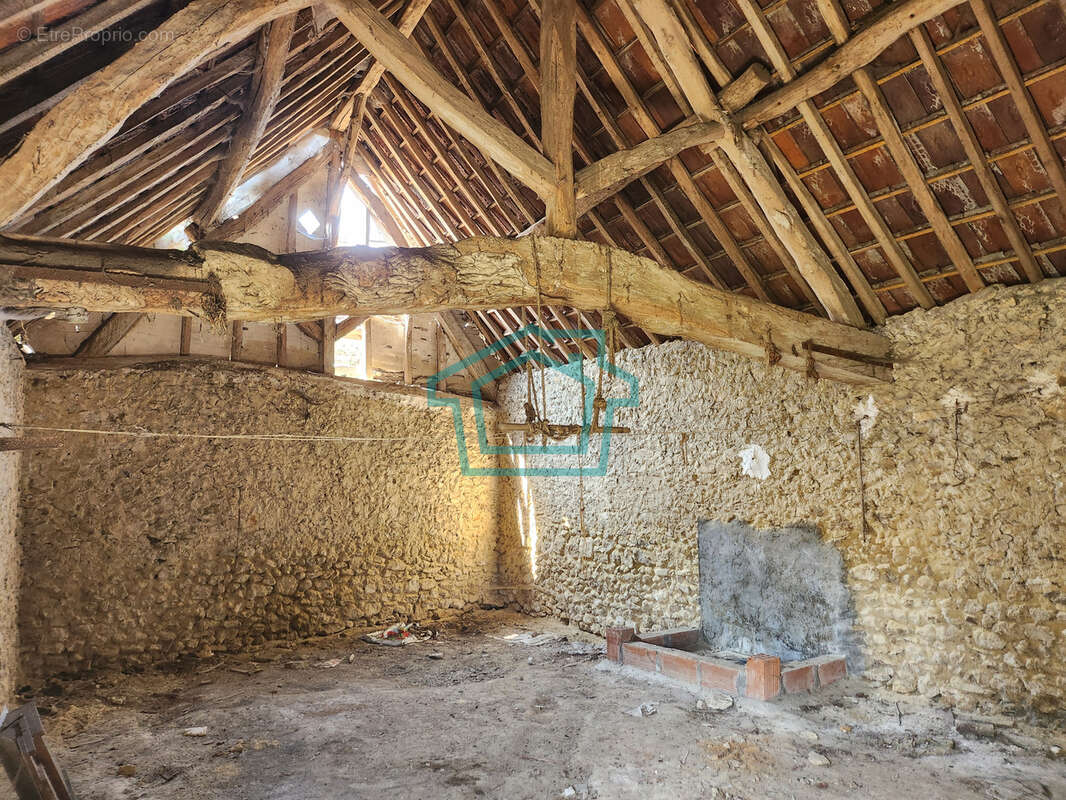 Maison à THOIRY