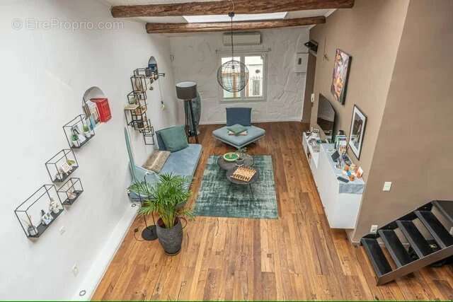 Appartement à MARSEILLE-7E