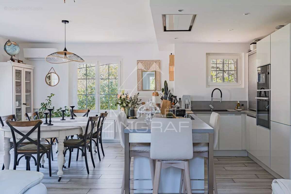 Maison à LE BOUSCAT