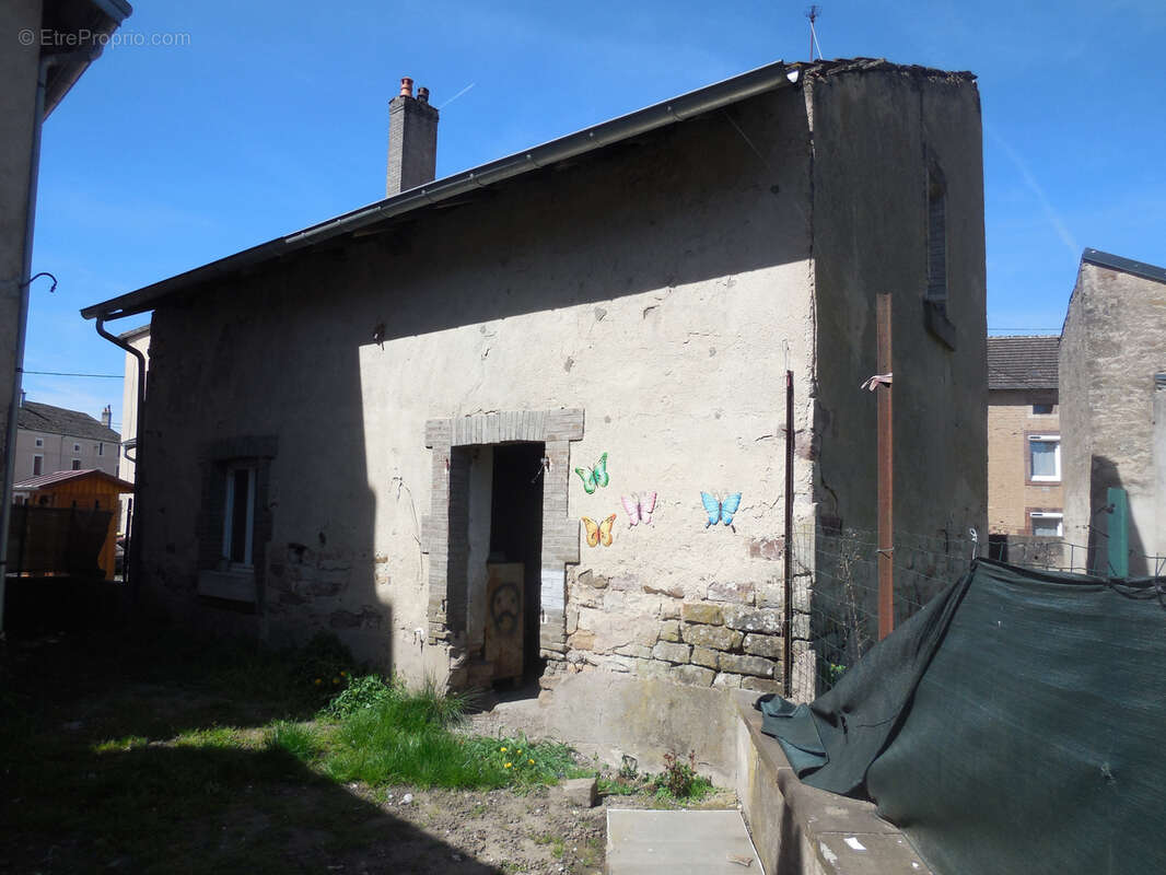 Maison à AILLEVILLERS-ET-LYAUMONT