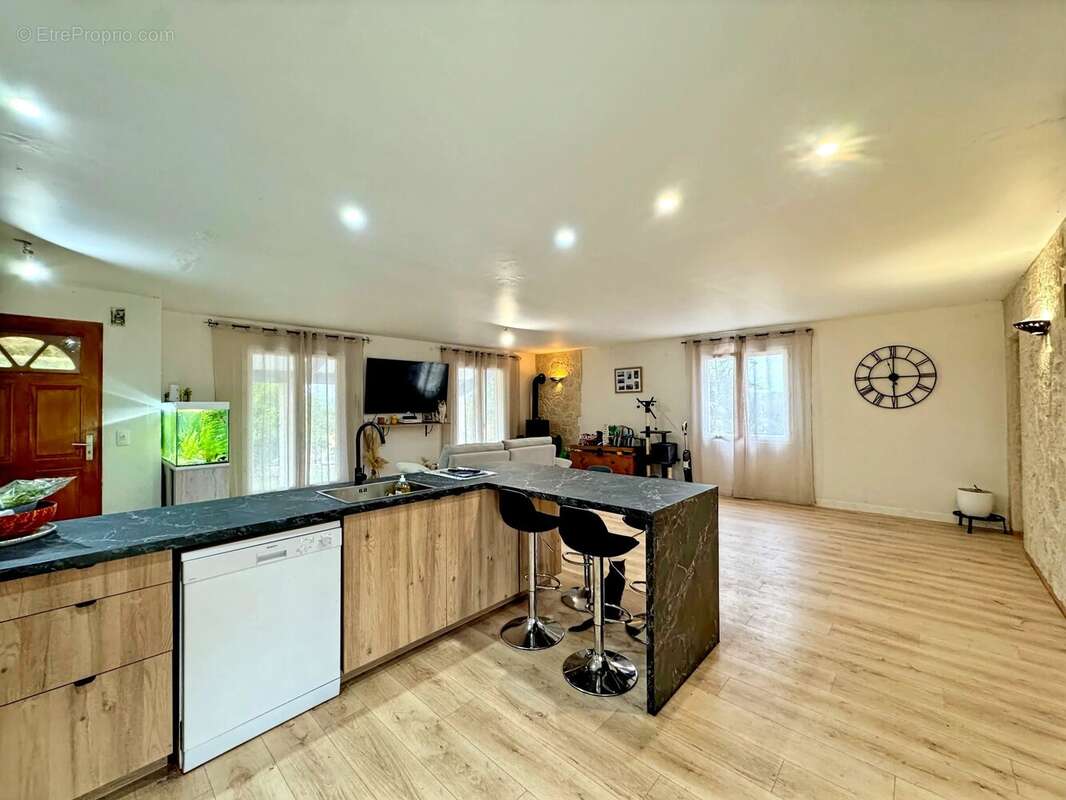Charmante maison moderne avec vue exceptionnelle - photo 4