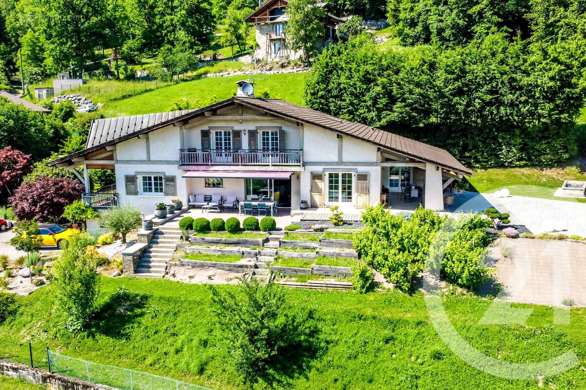 Maison 337 m² à Thyez  - photo 15