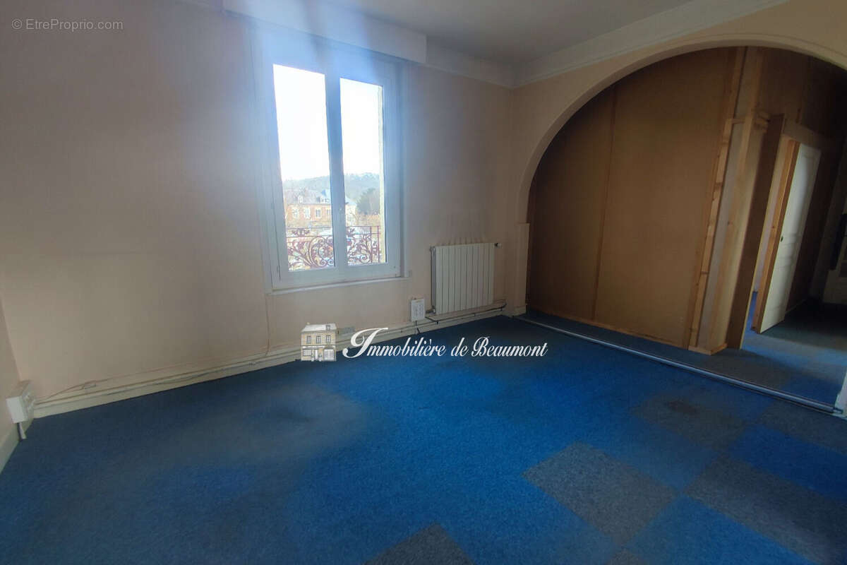 Commerce 220 m² à Brionne  - photo 5