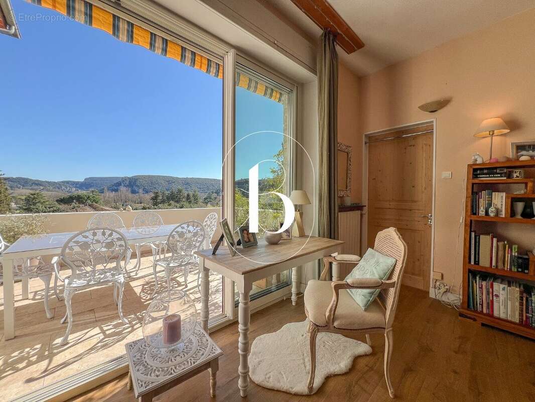 Maison à VALLON-PONT-D'ARC