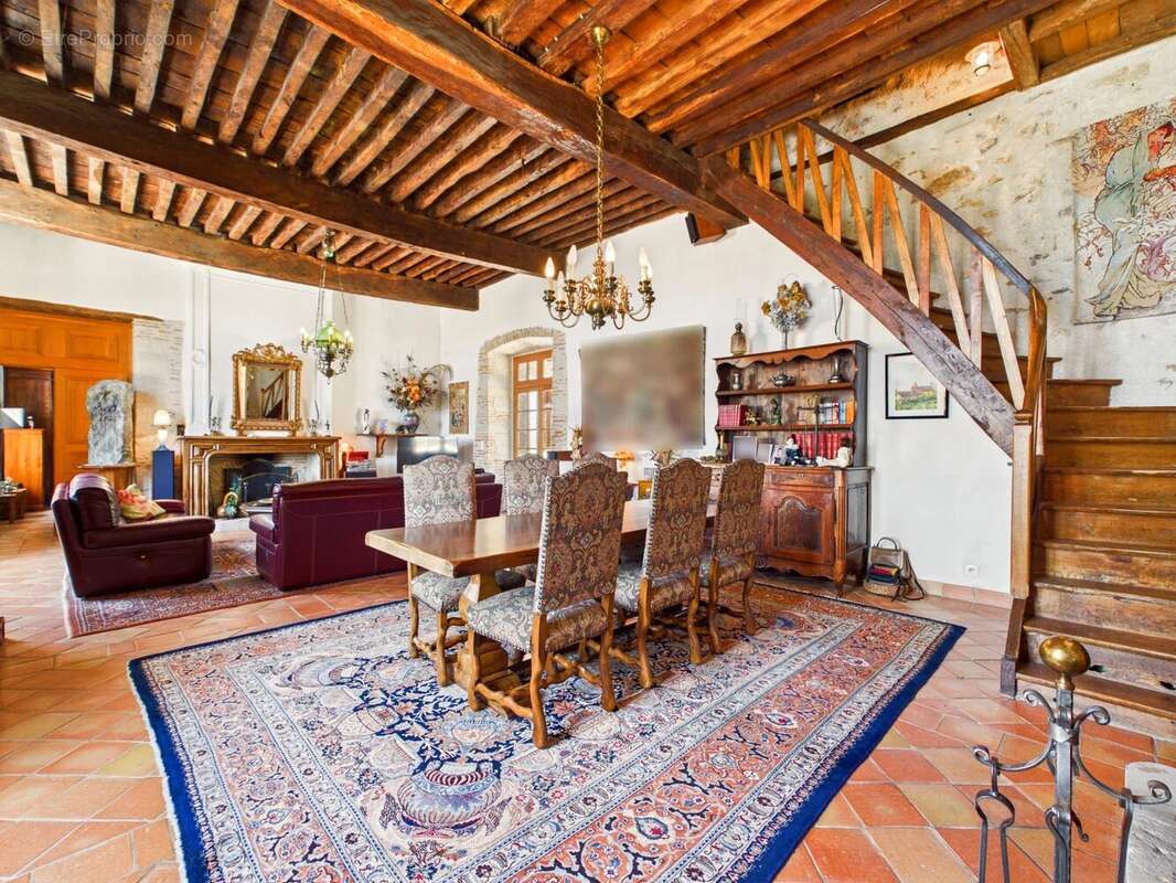 Maison à MONFLANQUIN
