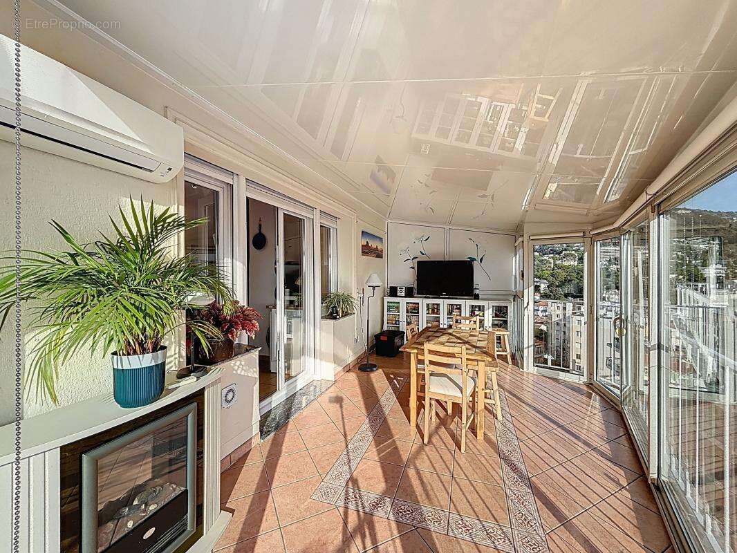 3 pcs dernier etage 100m2 vue mer panoramique cave - photo 9
