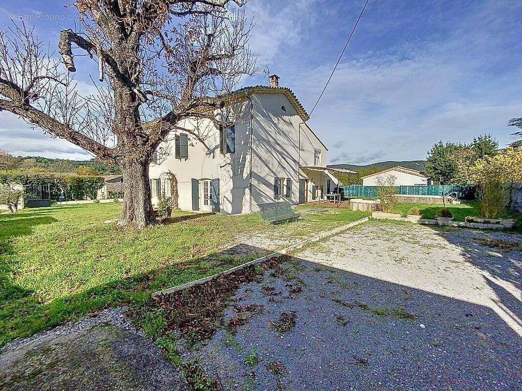 Maison à BOISSET-ET-GAUJAC