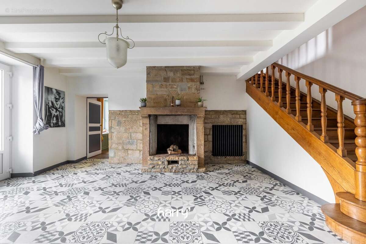 Maison à VERNIERFONTAINE