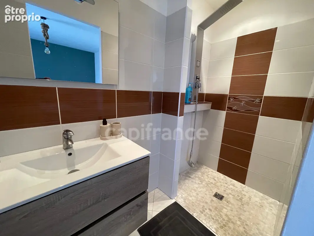 Pavillon sur sous sol 6 chambres, habitable plain pied - photo 10