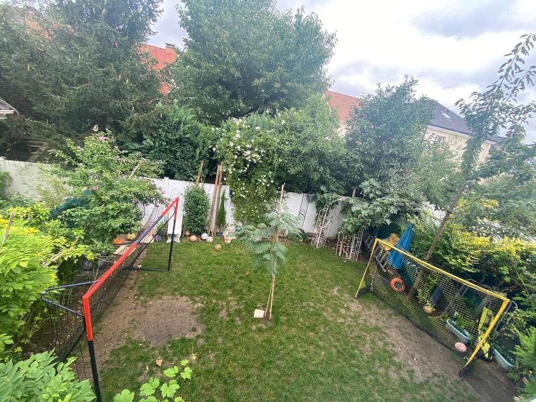 Maison à ORMESSON-SUR-MARNE