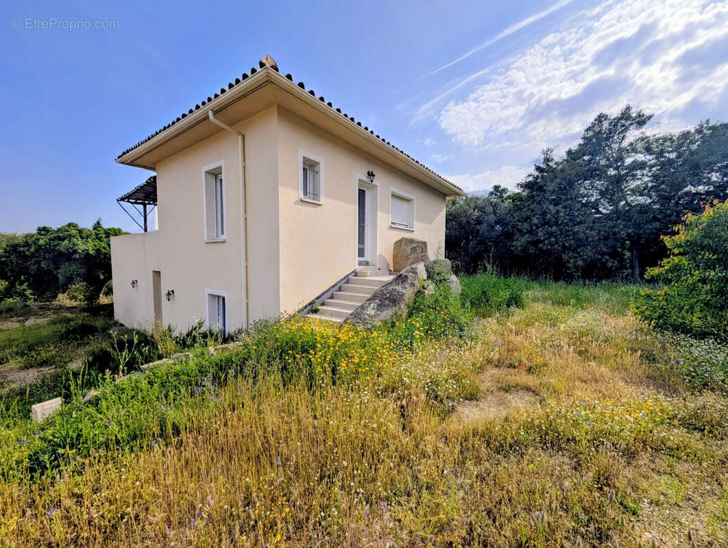 Maison à PORTO-VECCHIO